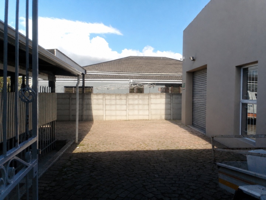 To Let Commercial Property for Rent in Bodorp Western Cape